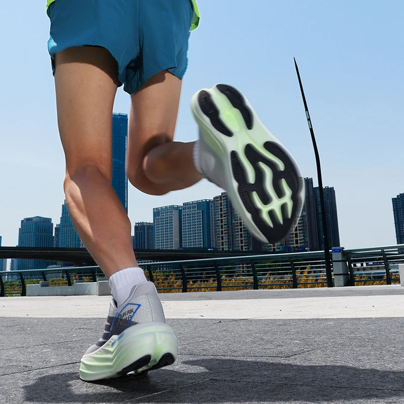 Dale Fruit Candy - Road Running Shoes - Light Green Tripes