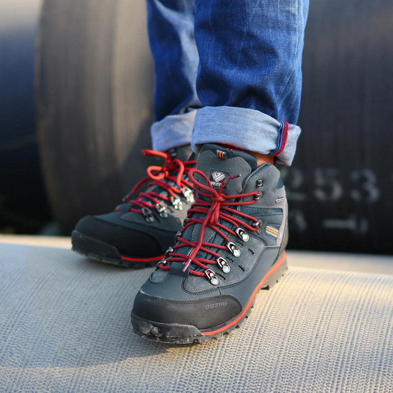 Waterproof hiking boot for rugged terrain