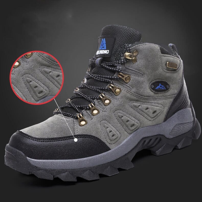 Waterproof hiking boots + free belt included